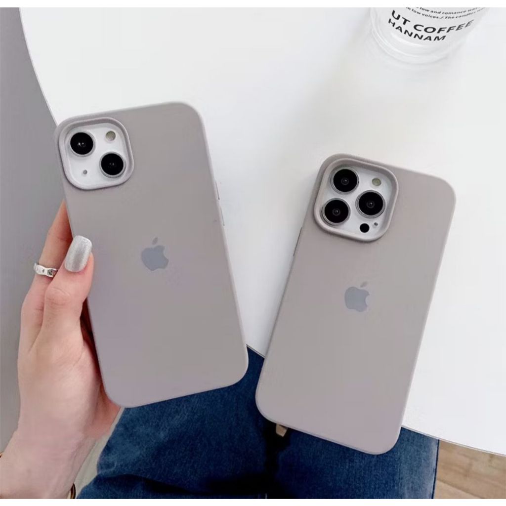 CAPA CASE SILICONE CINZA  CAPINHA AVELUDADA ABERTA NA CÂMERA PARA IPHONE XR/11/12/13/14/15/16 em Oferta na Shopee