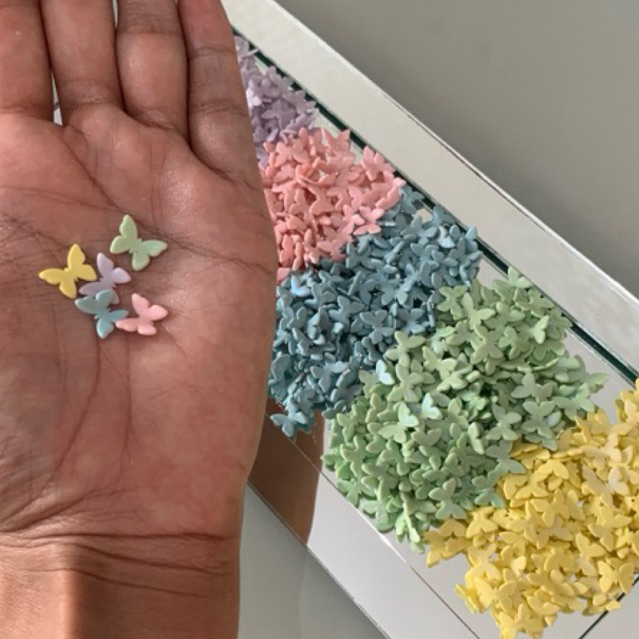 100 mini borboletas em biscuit sortidas ( cores candy)