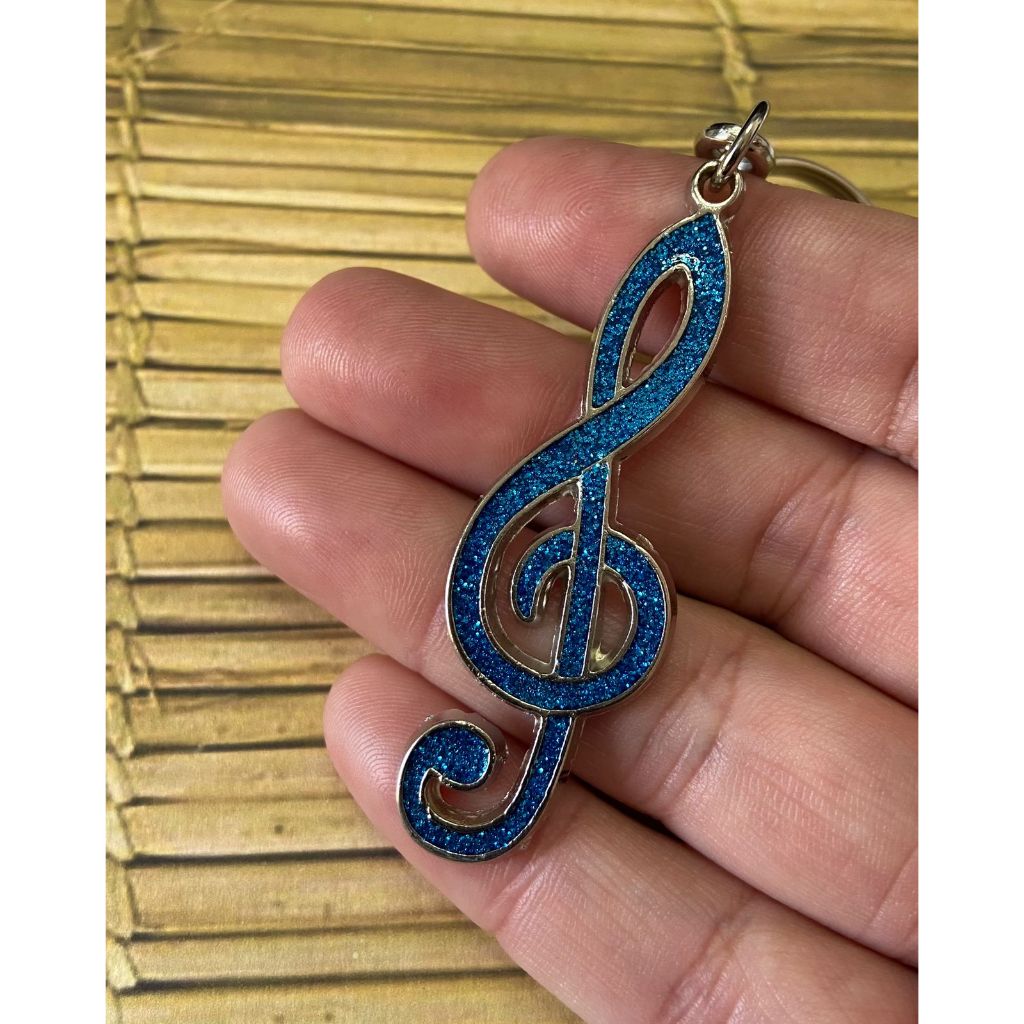 Chaveiro Clave de Sol em Metal Azul Com Gliter