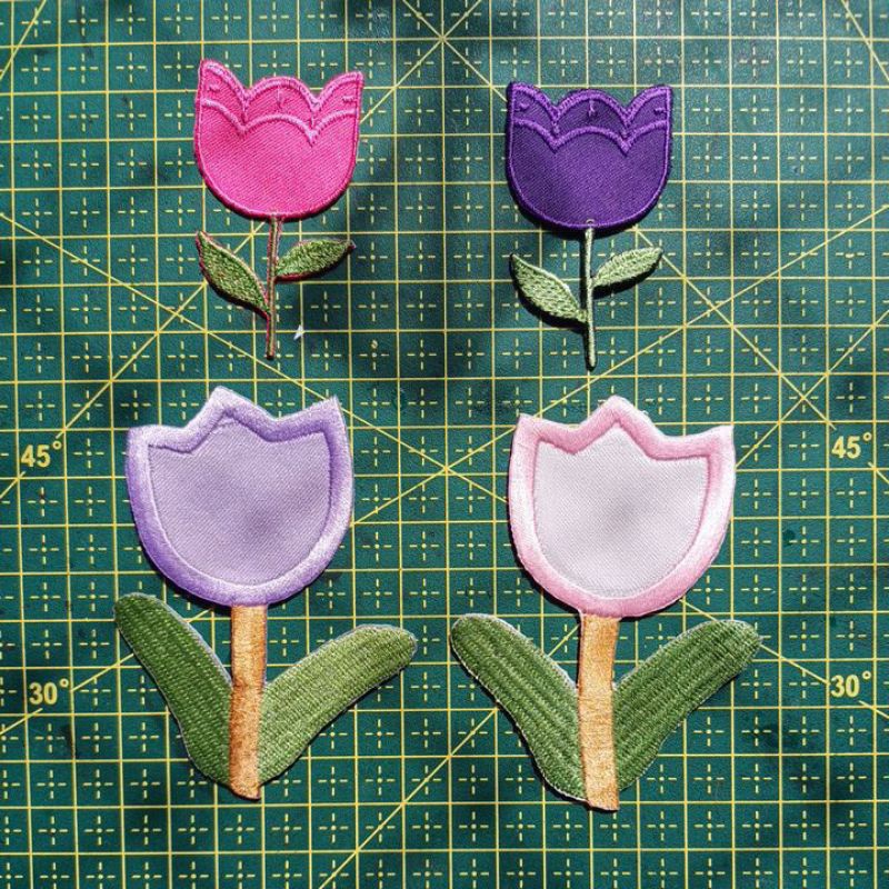 Patch Bordado Termocolante Tulipa