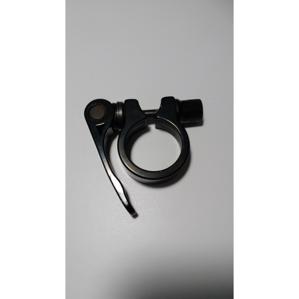 Abraçadeira de Canote Selim Banco Alumínio Com Blocagem 31.8mm Bike Bicicleta Quadro Absolute Nero