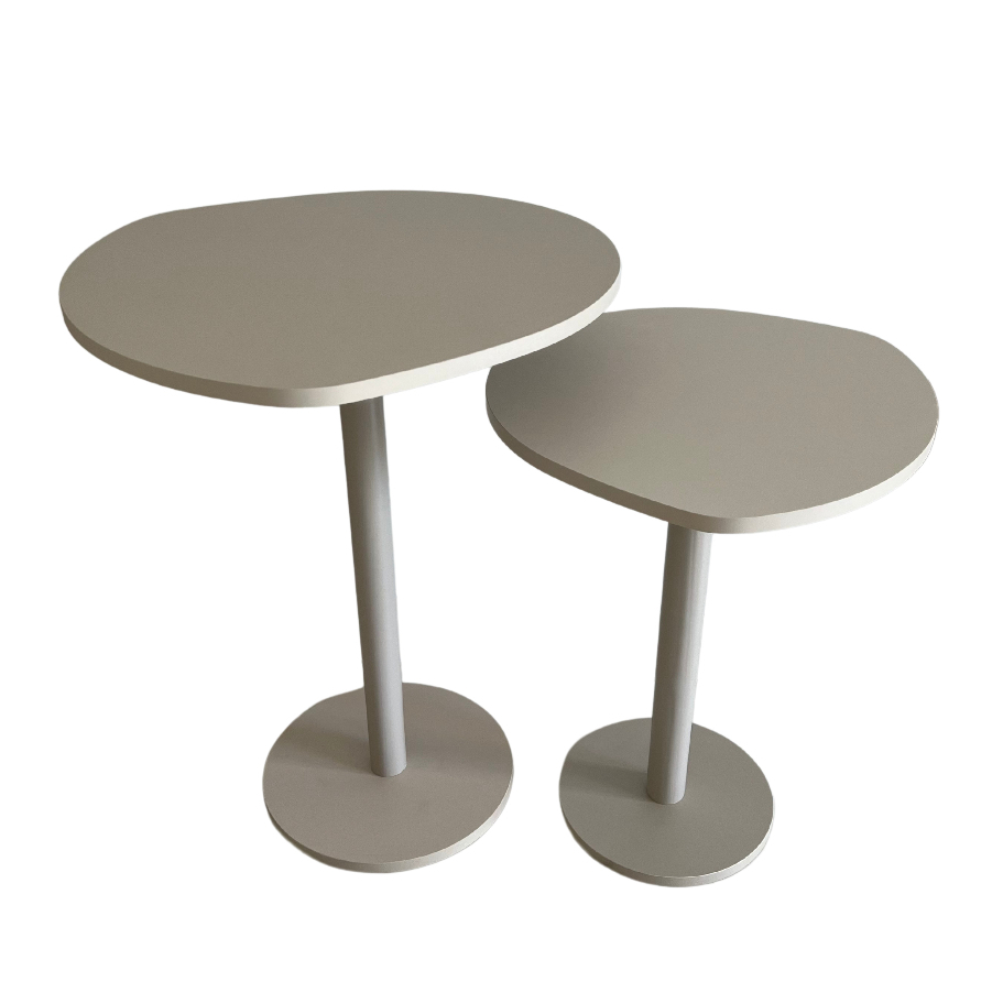 Kit 2 Mesas Laterais Monopé Design Orgânico 31/41cm - Off White em Oferta na Shopee