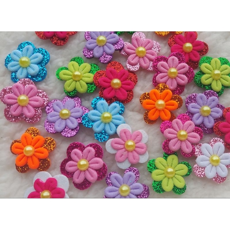 Kit Flor Adesivado para Pet G 15 ou 25 unidades Pet Shop pelo curto Banho e Tosa em Oferta na Shopee