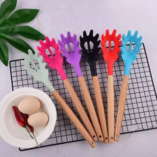 Pegador de Massa Silicone e Madeira 31,4x6cm Utensílios Cozinha Colorido em Oferta na Shopee