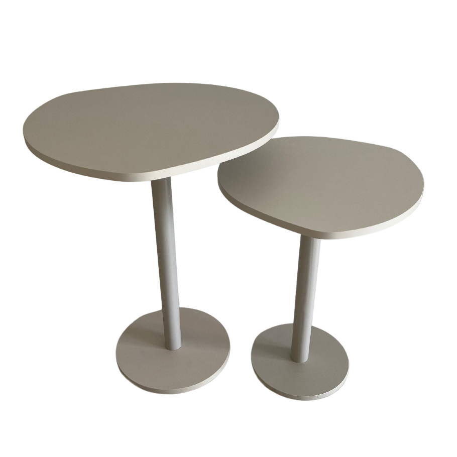 Kit 2 Mesas Laterais Monopé Design Orgânico 41/51cm - Off White em Oferta na Shopee