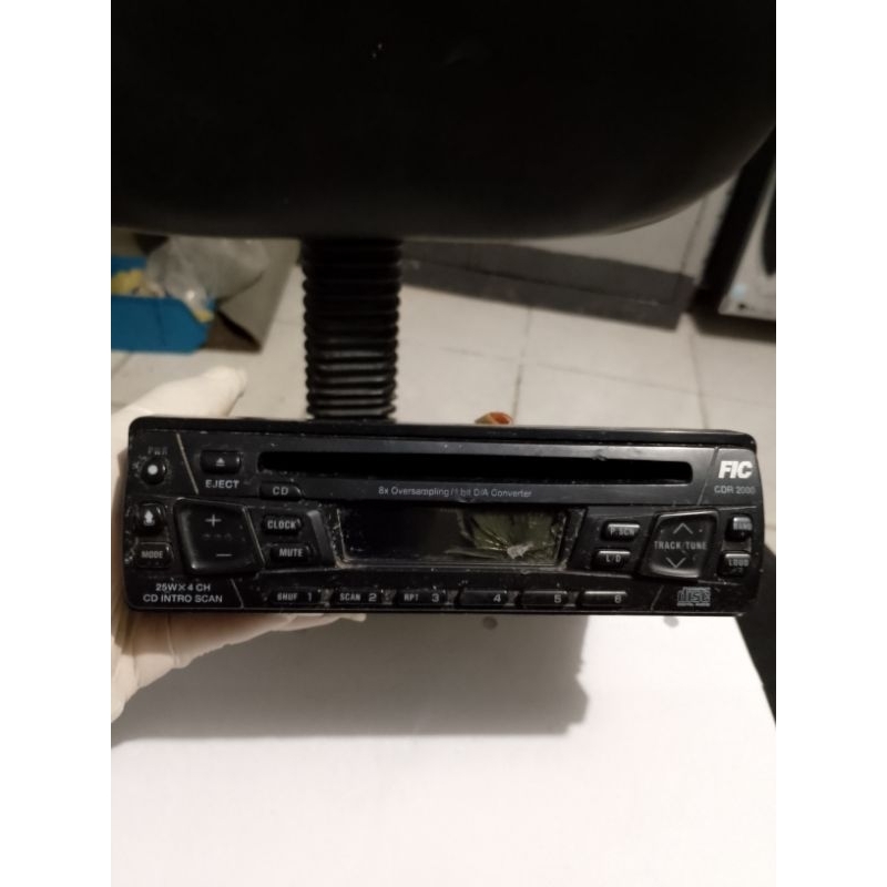 RADIO CD FIC MODELO CDR 2000 PARA CONCERTO OU RETIRADA DE PEÇAS