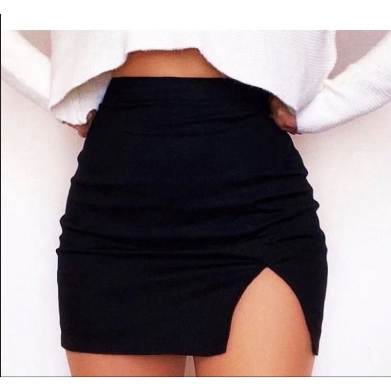 Mini Saia Curta feminina Canelada com fenda lateral em Oferta na Shopee