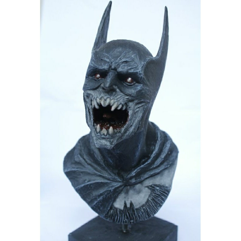 Busto Batman Chuva Rubra