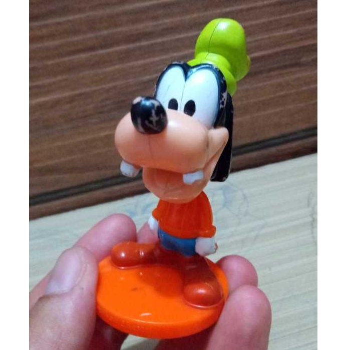Boneco pateta disney promocional visa