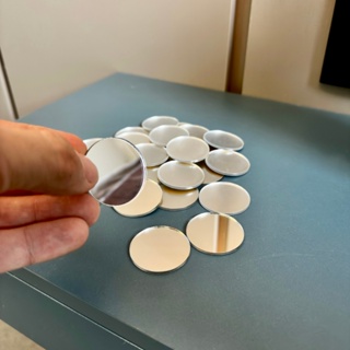 Conjunto Decorativo de Espelho Acrílico 3,5cm Kit 25 Círculo Espelhado para Sala Quarto e Escritório em Oferta na Shopee