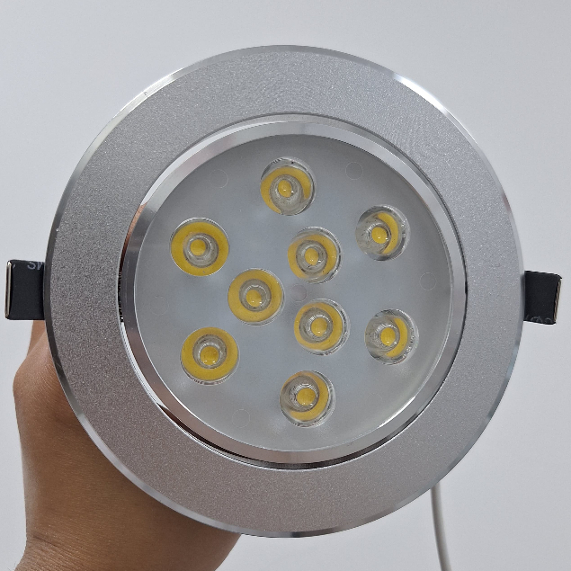 Spot Led de Embutir Redondo Alumínio Cromado Direcionável