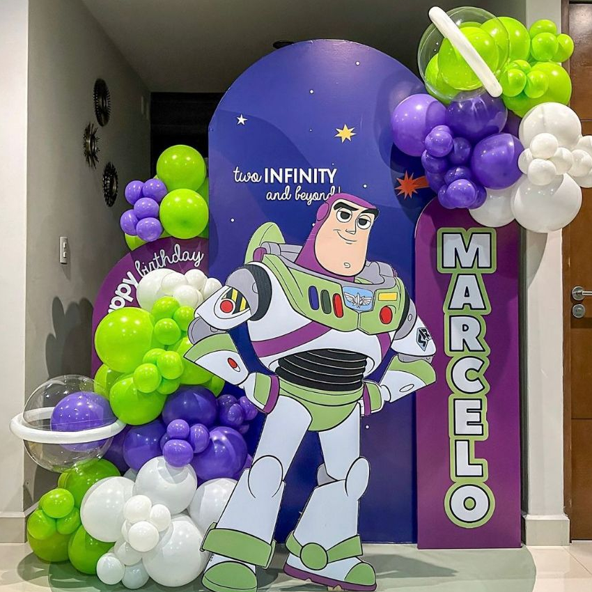 Balão de aniversário Buzz Lightyear 151 balões -Roxo + Branco + Verde Lima para decoração de Festas.