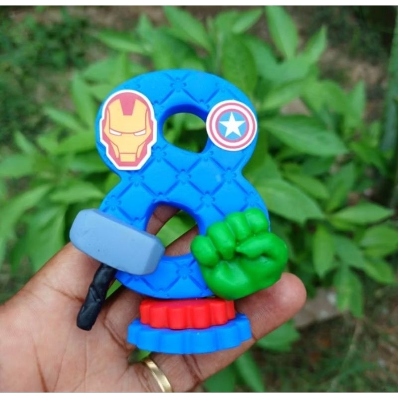 Vela biscuit "VINGADORES"  Topo de bolo