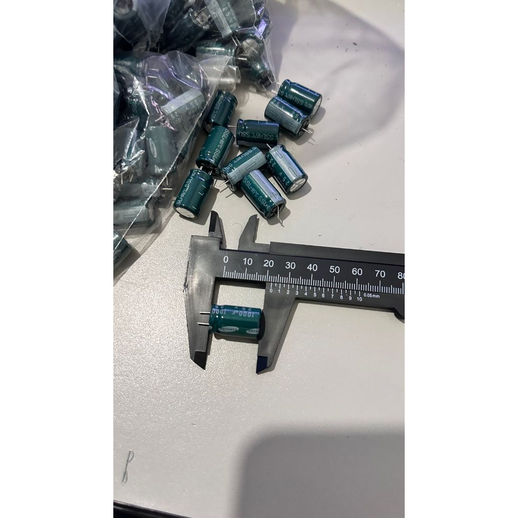 Capacitor Eletrolitico 1000uf/25v 10x16 105°c P:5,0mm 1000uf 25v Kit C/10