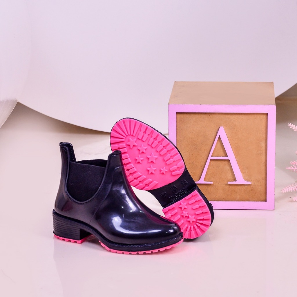 Bota Infantil de Menina Galocha Cano Curto Impermeável