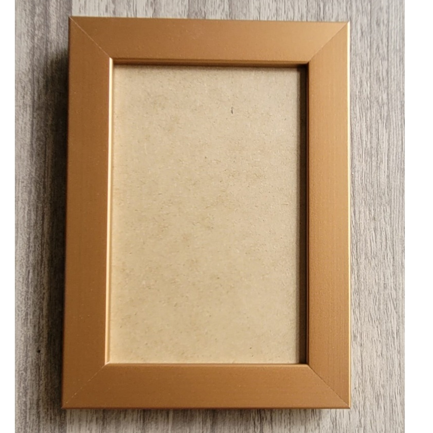Porta retrato 13x18 cm  com vidro incolor e suporte de mesa em Oferta na Shopee