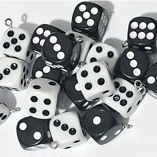 Pingente Dados De Acrílico Preto e Branco 1,5cm  Pacotes Com 10 Unidades em Oferta na Shopee