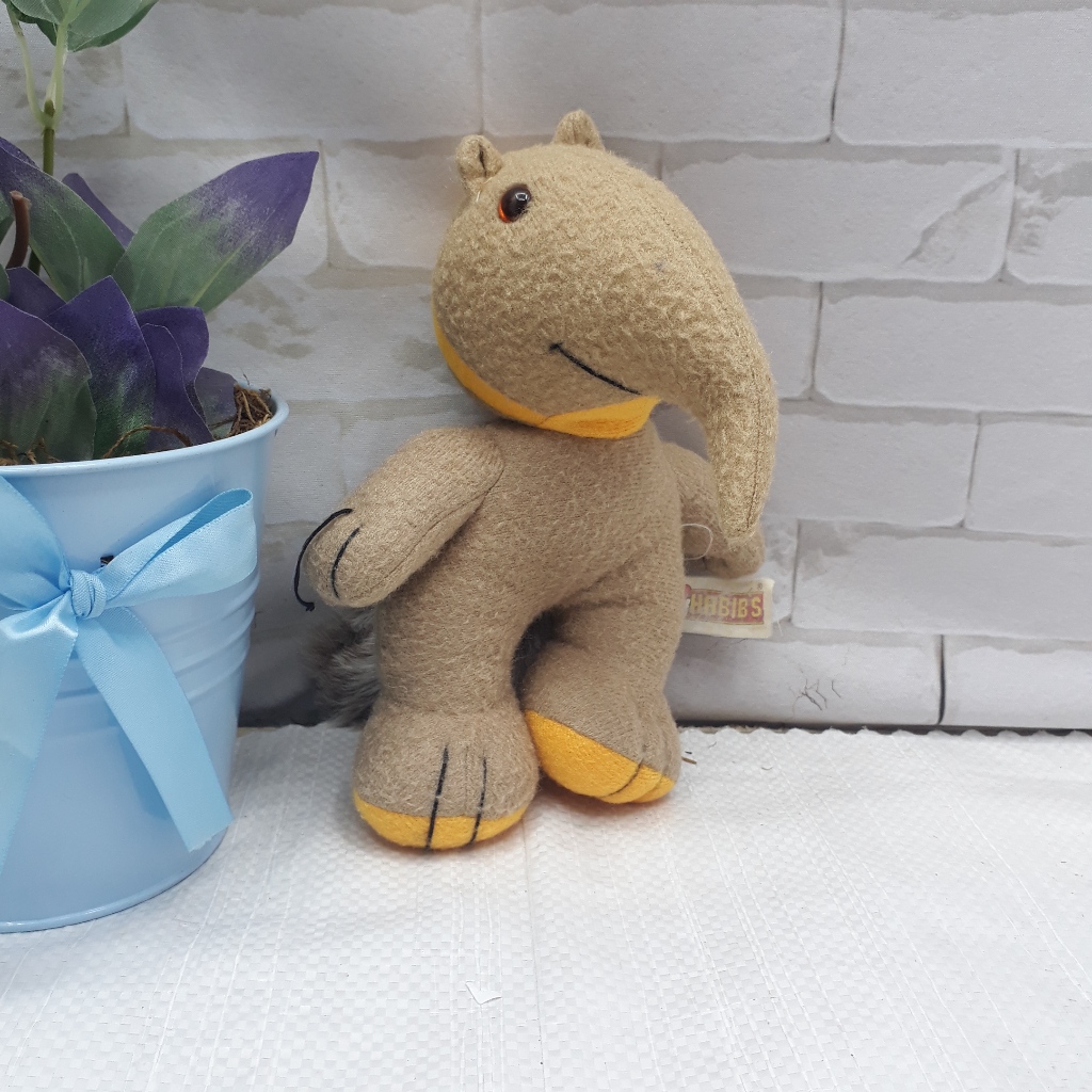 Boneco de pelucia Tamanduá Habib's ( usado)