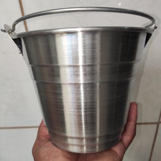 01 Mini Balde Nº06 Altura 13,5 Centímetro Alumínio GFB em Oferta na Shopee