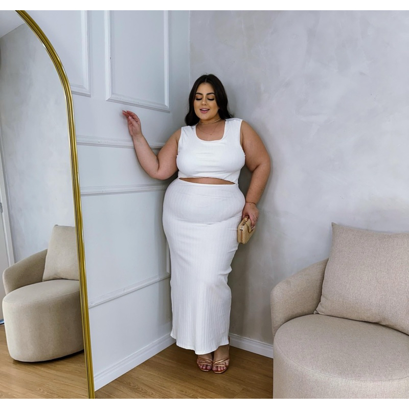 Vestido Marcela Premium 3D plus size  fim de ano/ festa/natal/ano novo/brilho/bory/curve/fashion/balada/casamento/madrinha/ Manguinha/ Festa Tarde/ Tardizinha/ Leve/Nao marca/ modinha