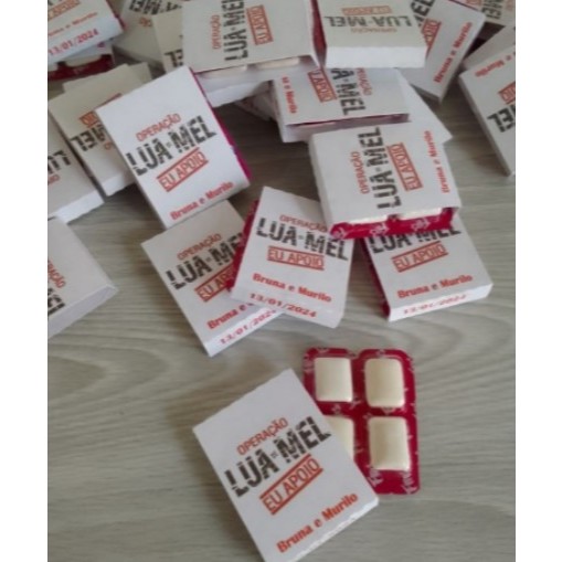 kit 100 unidades operação Lua de mel chiclete + adesivo/casamento