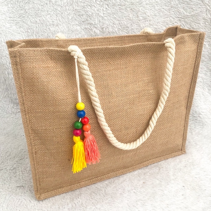 10 Bolsas De Juta Tote Com Pompom Colorido A005