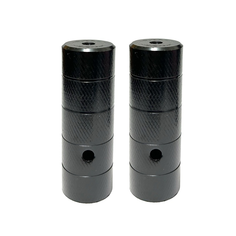 Par de Pezinho 38x110mm Bike NIPARTE Pedaleira Apoio Trolhinha Grossa e Complita de Aço Cor Preta Para Bicicleta