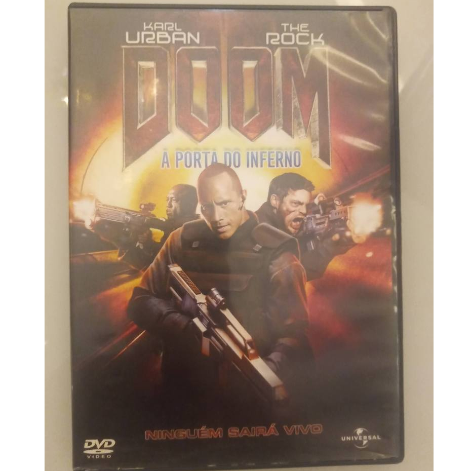 Doom a porta do inferno - Karl urban - the rock - dvd de locadora