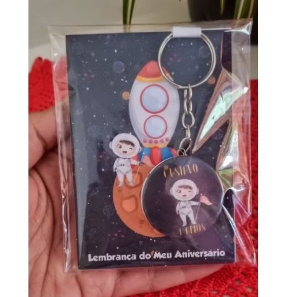 kit Lembrancinha Aniversário Astronauta Bloquinhos + Chaveiros Personalizados com Nome e idade Lembrança Festa