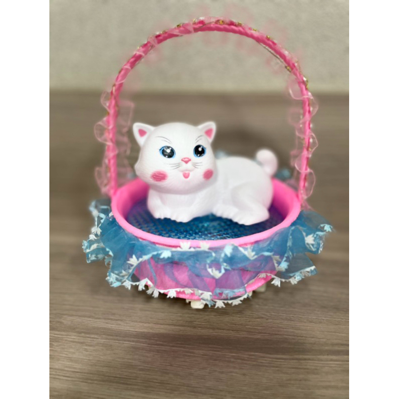 Brinquedo Gatinho A Pilha Musical Com Cesto Giratório