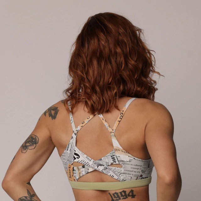 TOP FLORENÇA NEWSPAPER EXCLUSIVO em Oferta na Shopee