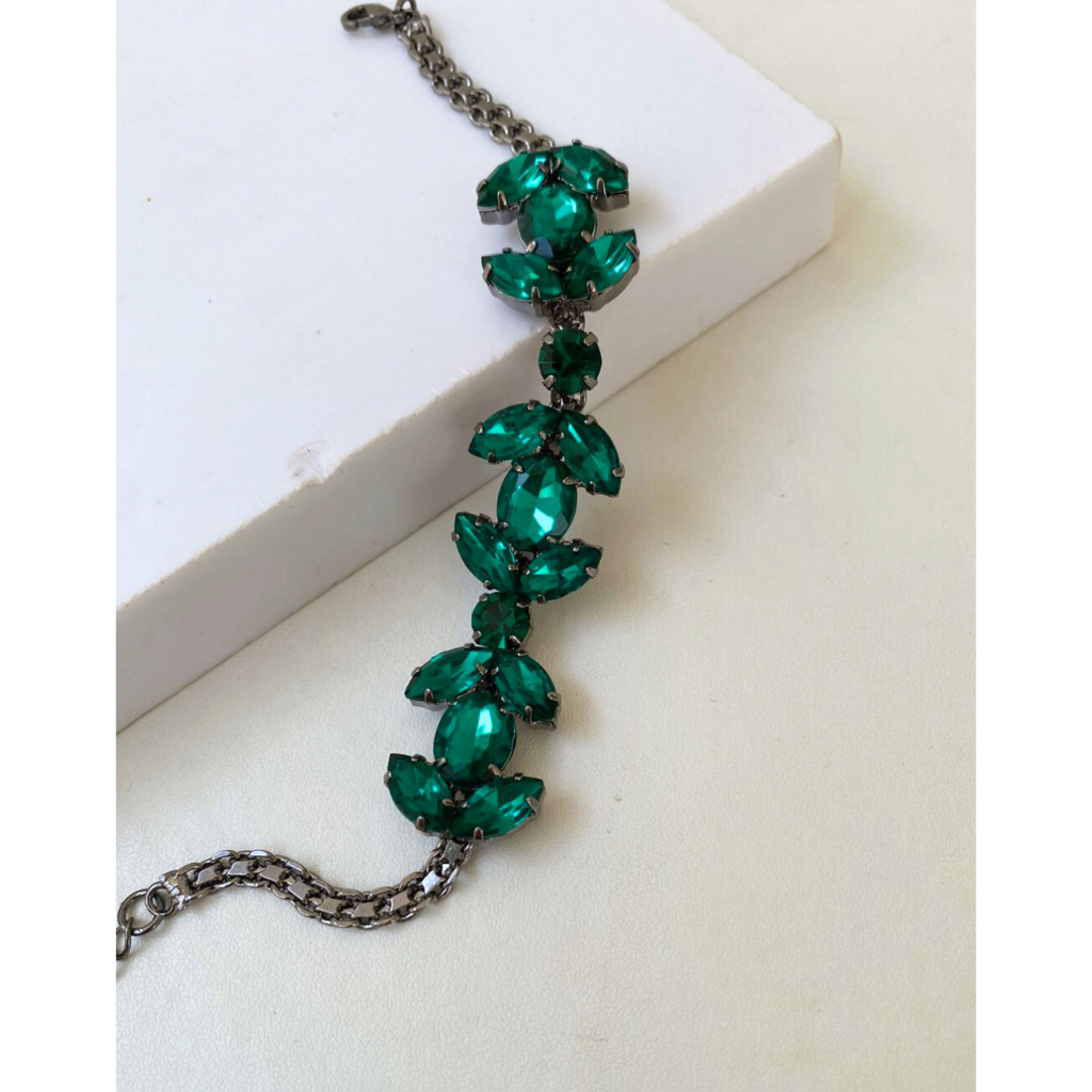Pulseira verde esmeralda festa luxo com banho