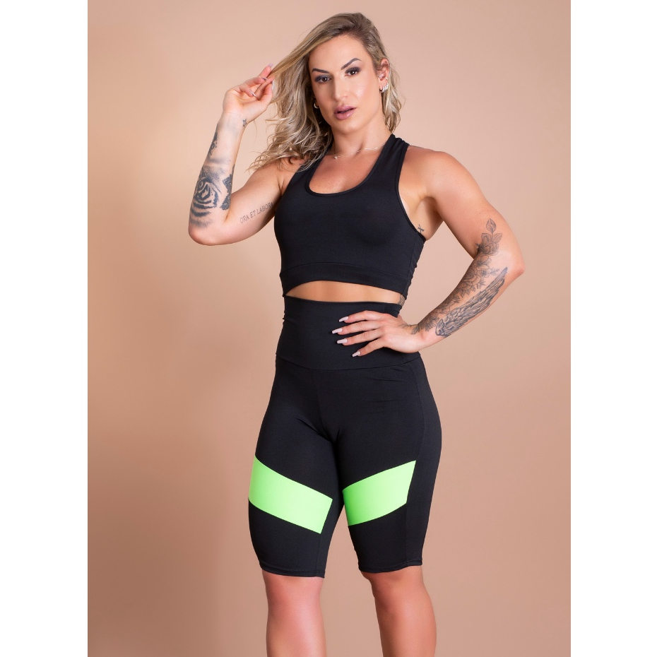 Conjunto Fitness Feminino Bermuda Cintura Alta Recorte Na Perna E Top Nadador Liso Academia F7 NEW STYLE
