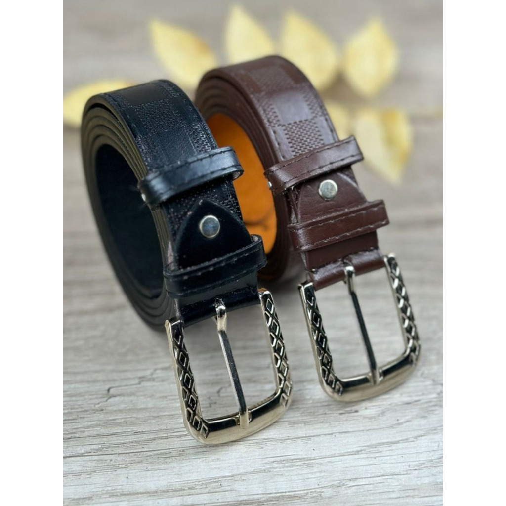 Kit 2 Cintos Masculino , sendo 1 preto e 1 marrom , com detalhes xadrez 3 medidas