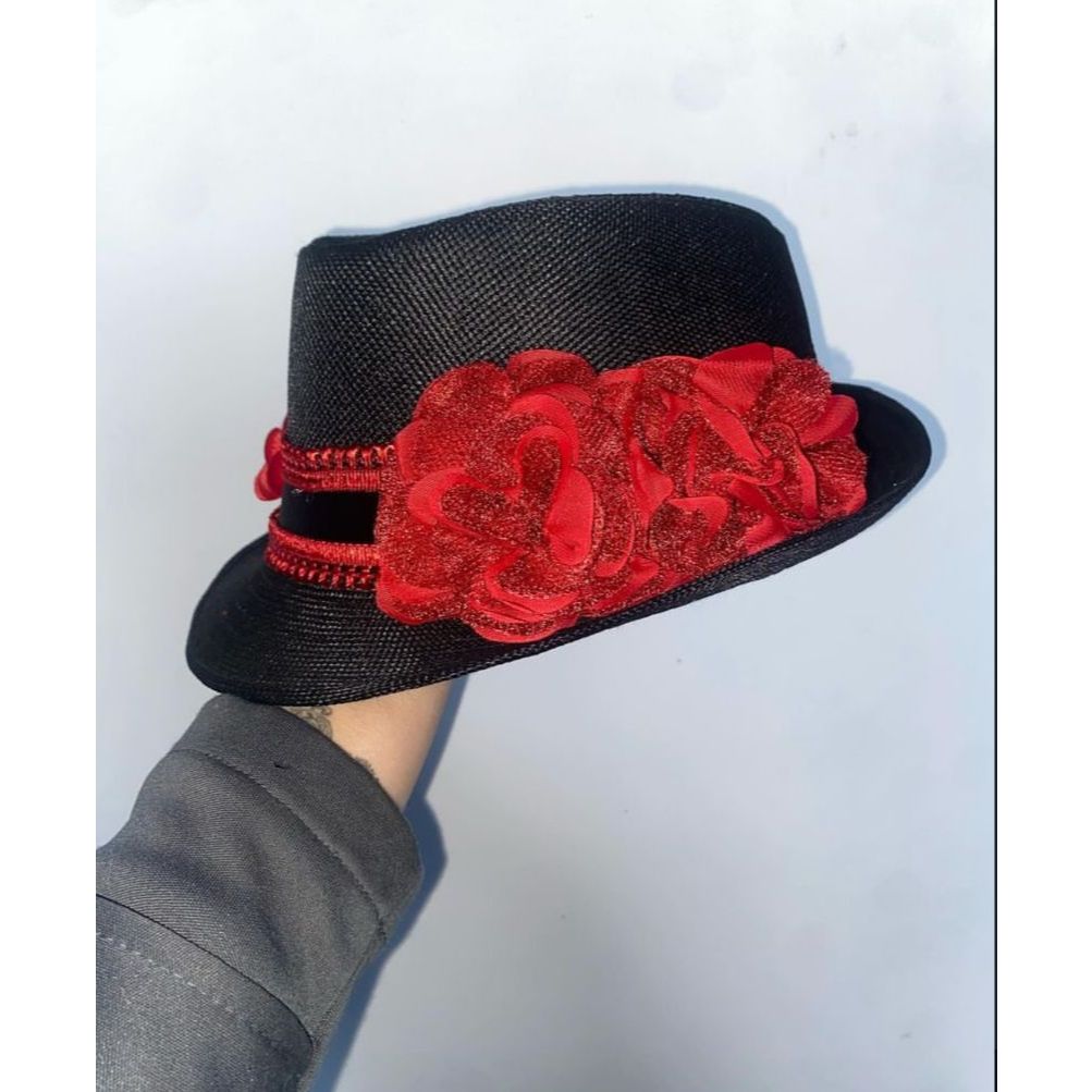 Chapeu Malandragem Maria Navalha Zé Pelintra Pombagira Mulambo Padilha com rosas