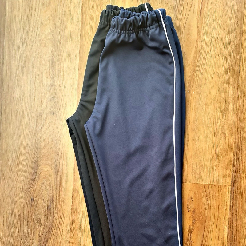 Calça colegial e esportiva Adulto em Oferta na Shopee