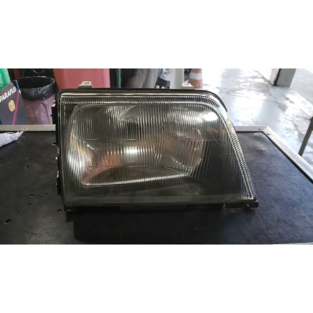 Farol Monza 1982/1987 Lado Direito, Lente de vidro Lampada H4