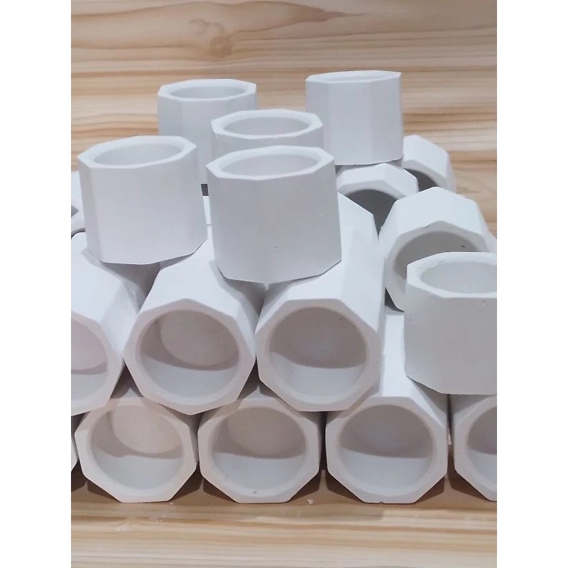 KIT 50 vasos de gesso 5x5cm lembrancinha