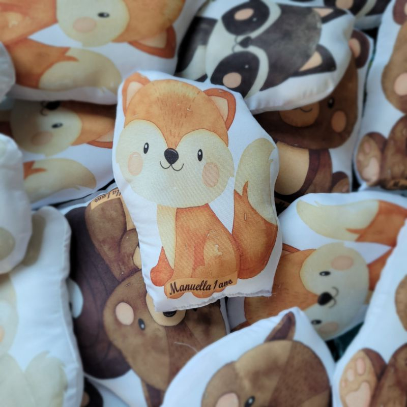 almofadinhas de personagem bosque encantado  festa aquarela lembrancinha aniversário Personalizadas