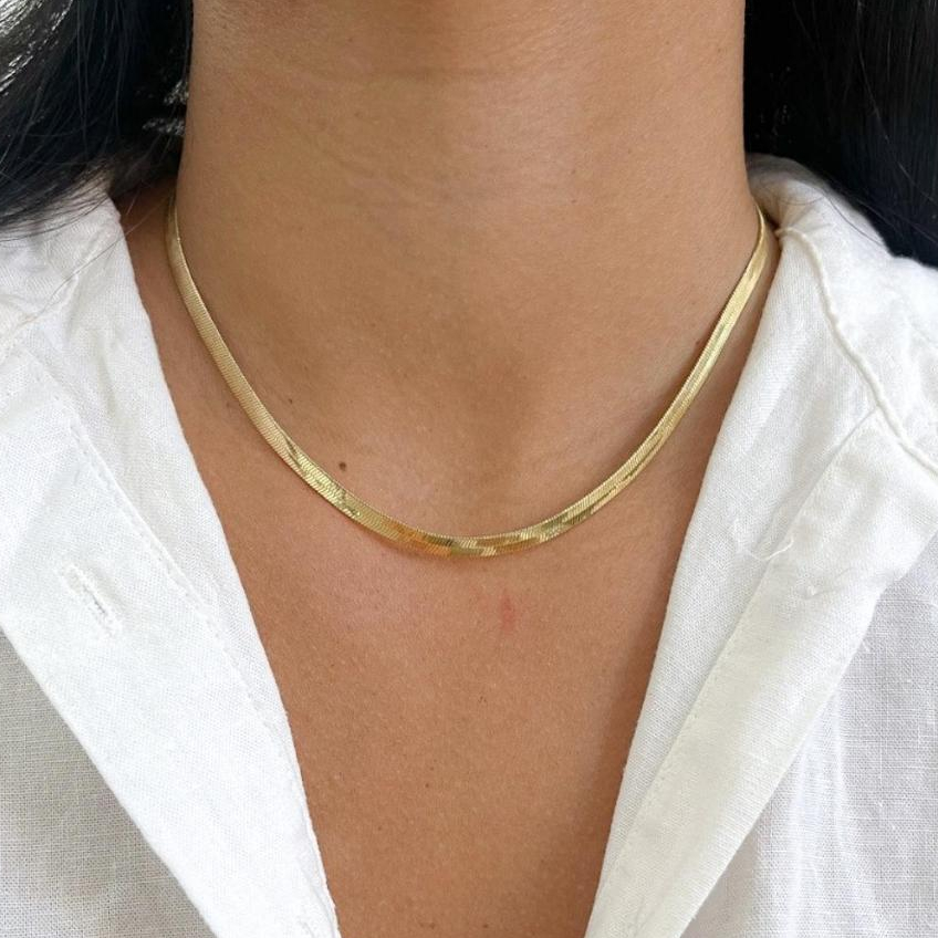 Gargantilha choker fio liso laminado banhado a ouro 18k