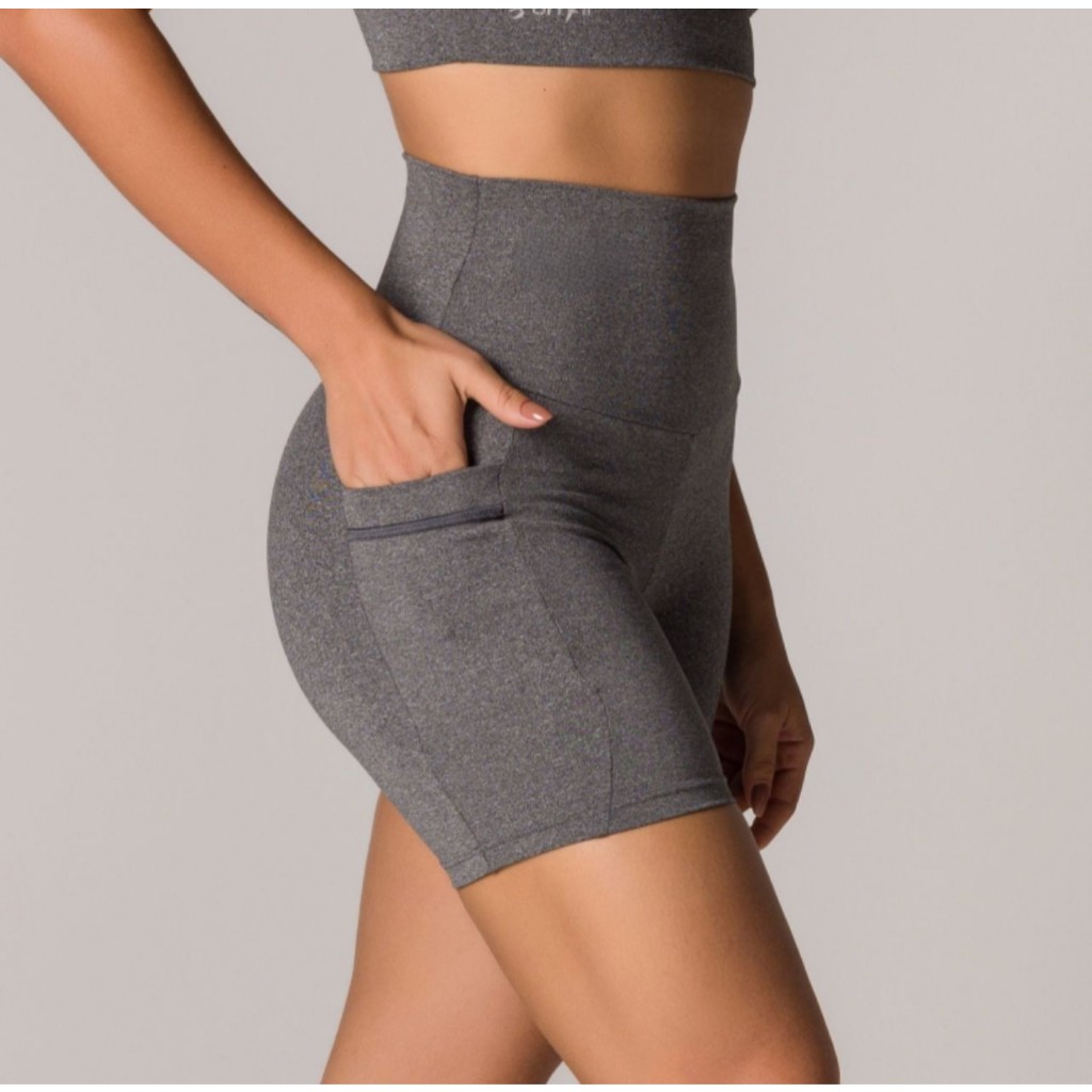 Short Legging com BOLSO fitness levanta bumbum modeladora  poliamida ideal para Academia pilates e ginastica