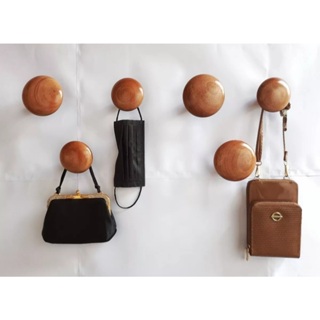 Seis Ganchos em Madeira para Parede - Suportes para Espelhos Adnet - Seis Cabides Redondos em Oferta na Shopee