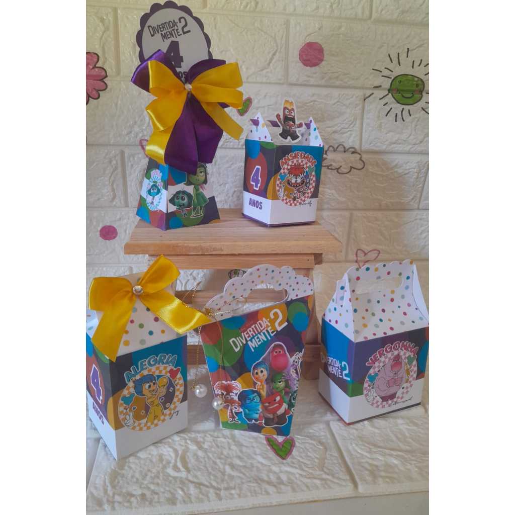 PEGUE E MONTE - Kit festa Personalizada Divertidamente 2 Lembrancinhas Caixinhas para festa