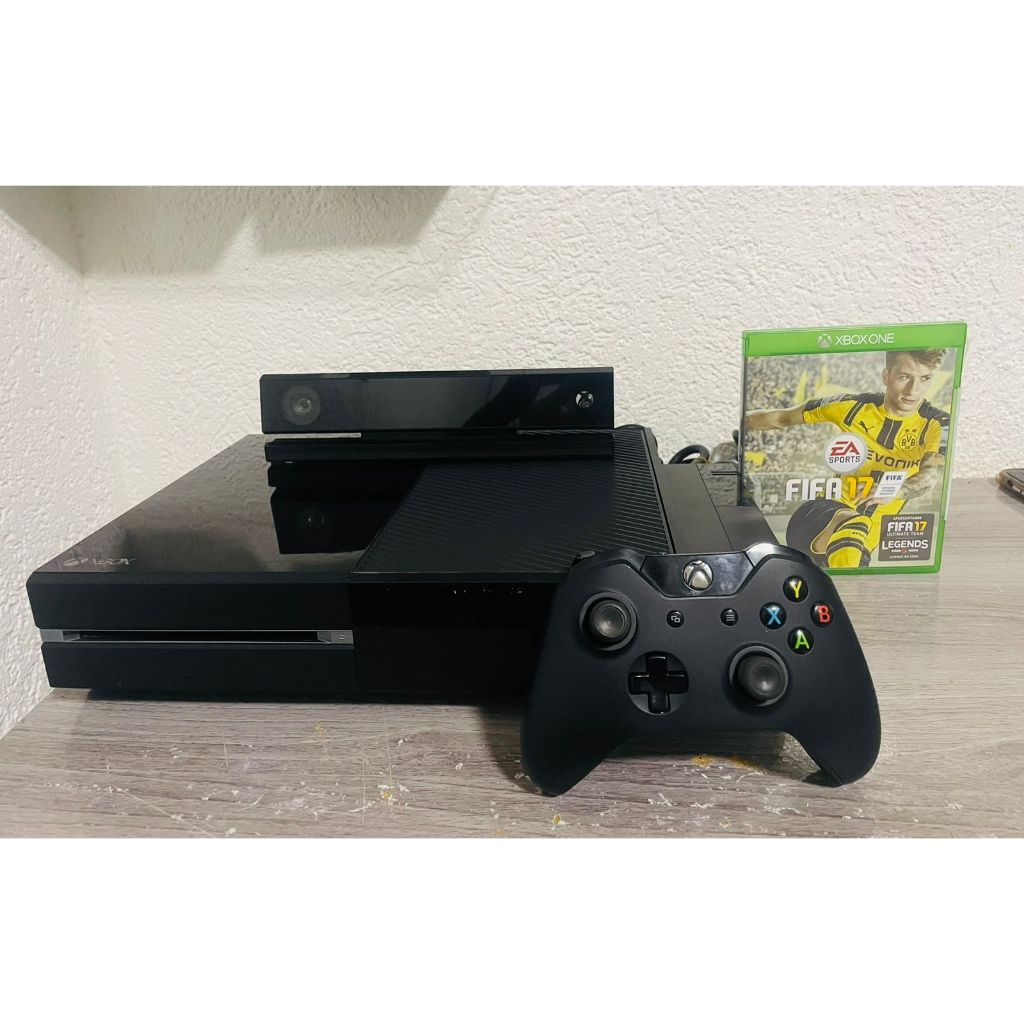 Xbox One fet 500GB Completo + Jogo original