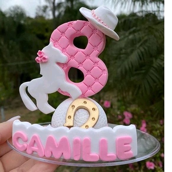 O que é Topo de Bolo de Cavalo? Guia e Onde Comprar | BuscaProdutos