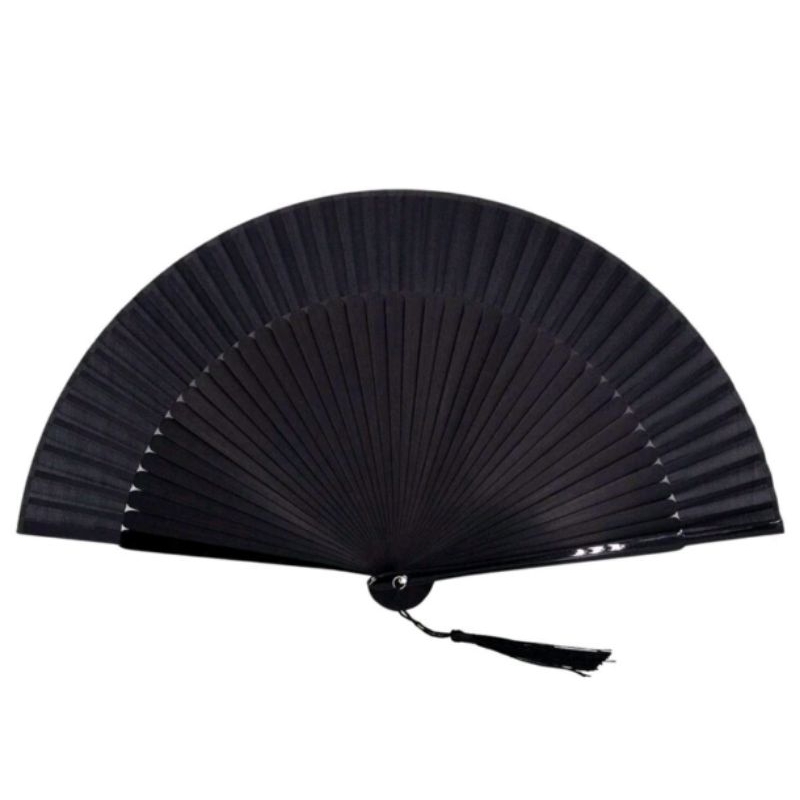 Leque em bambu ou similar, leve e delicado