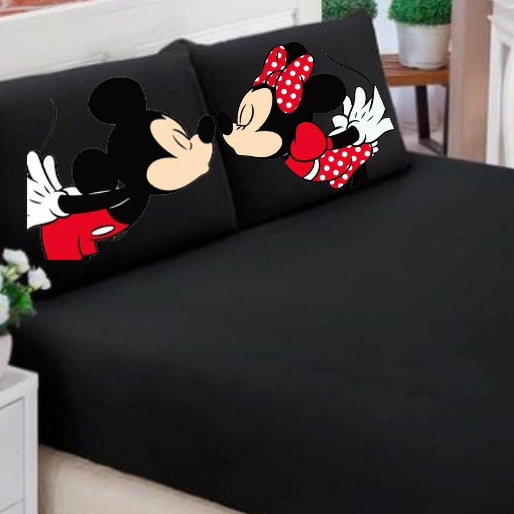Jogo De Lençol Casal/Queen/King 3 Peças Tematico Diversos Ideal Para Cama Box - Poliester Mickey e Minnie Beijo