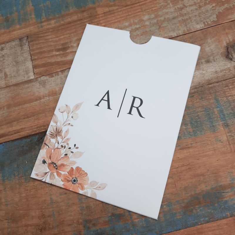 Envelope para convite de casamento floral terracota modelo luva tamanho 14,5x20 cm