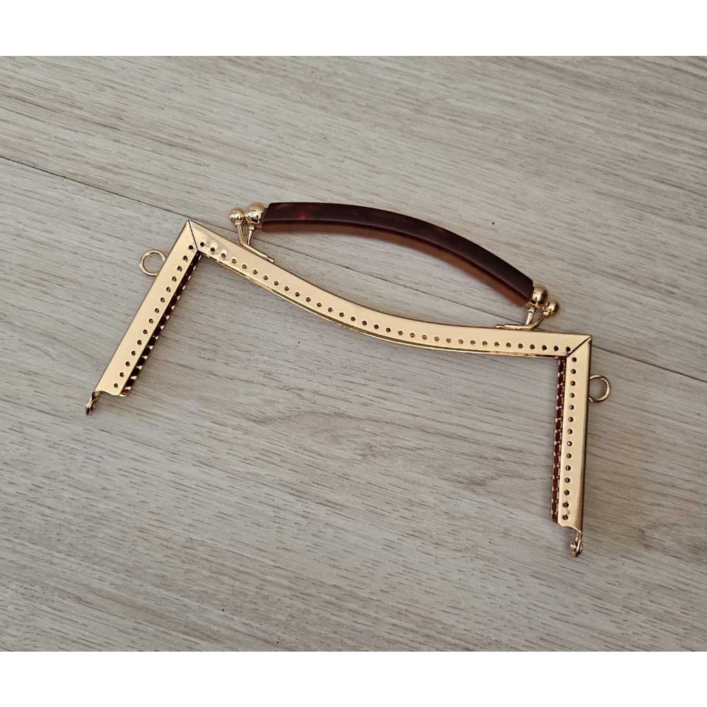 Fecho da vovó de metal dourado com alça de mão em resina para bolsas,bolsas de choche artesanato em geral