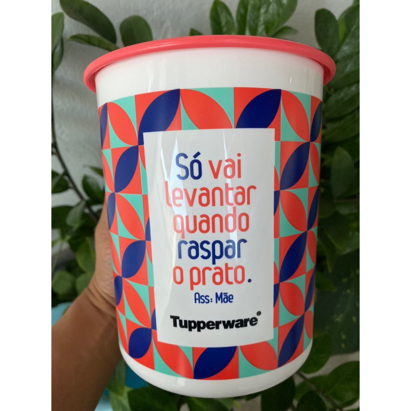 Super Instantânea Slim Tupperware 2,25l linha Mãe: Só  vai levantar quando raspar o prato